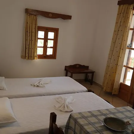 Apartment G. Salteris *